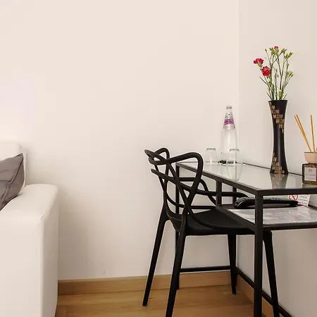 Agli Scaligeri Bed & Breakfast 3*