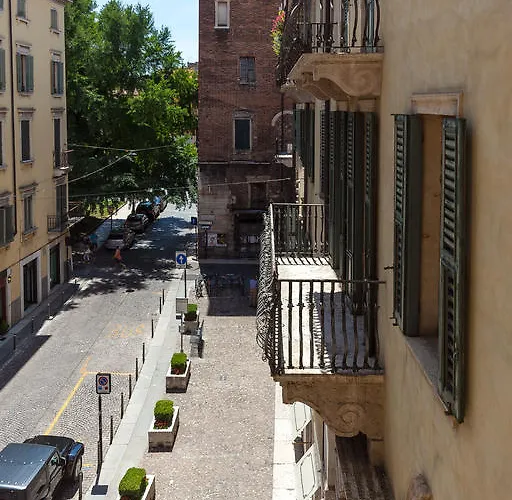 Bed & Breakfast Agli Scaligeri Verona